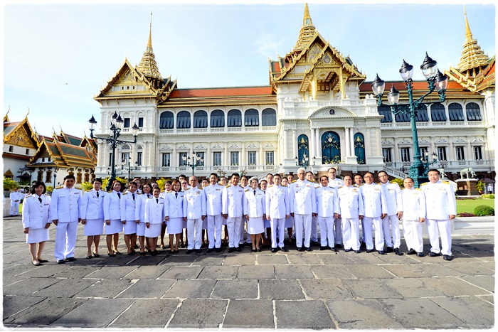 ﻿กรมบังคับคดีร่วมลงนามถวายพระพรชัยมงคล สมเด็จพระนางเจ้าสิริกิติ์ พระบรมราชินีนาถ ในรัชกาลที่ 9 เนื่องในโอกาสวันเฉลิมพระชนมพรรษา 85 พรรษา 12 สิงหาคม 2560